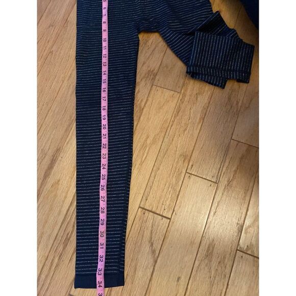 Athleta womens Black Silver Metallic Shimmer Striped pull on mid-rise pants sz M - Picture 8 of 8